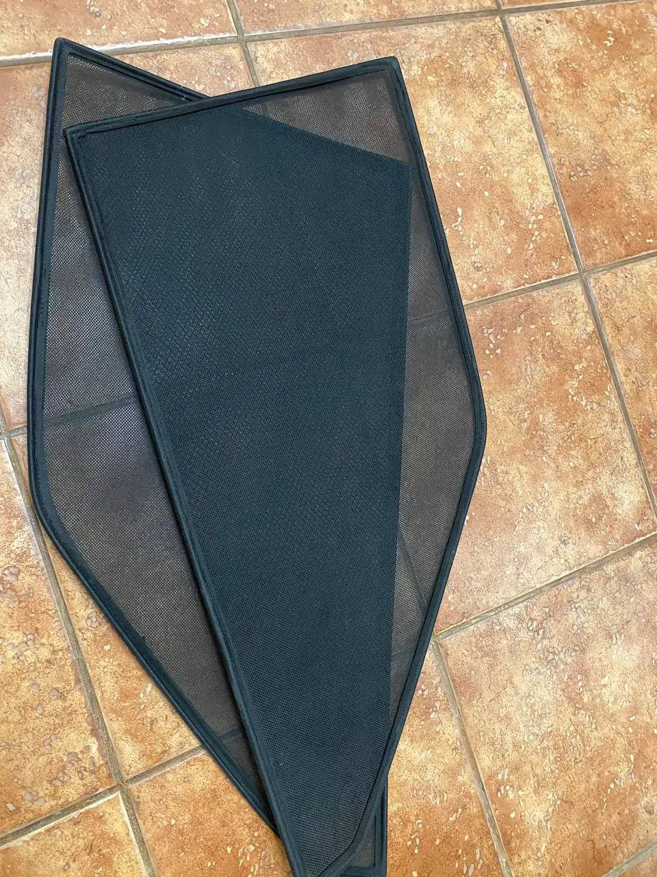 Сетки для автомобилей ВАЗ 2113-2115 - Автозапчасти для ВАЗ (Запчасти) в Орск