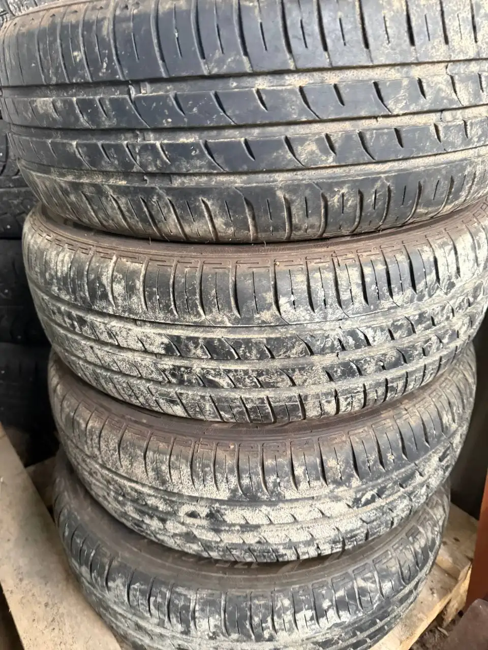 Шины лето-зима 14 радиус 15 - Шины и диски (Авто) в Орск