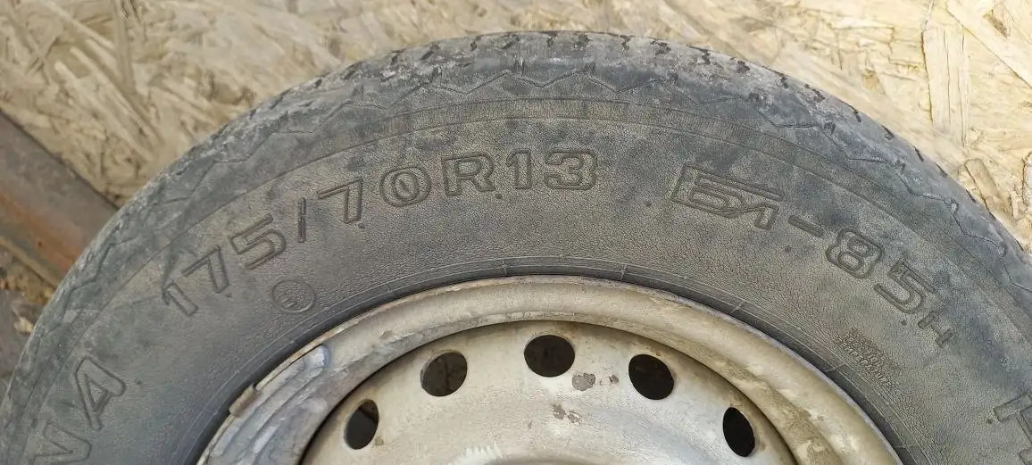 Продажа шин 175/70/R13 - Шины и диски (Запчасти) в Орск