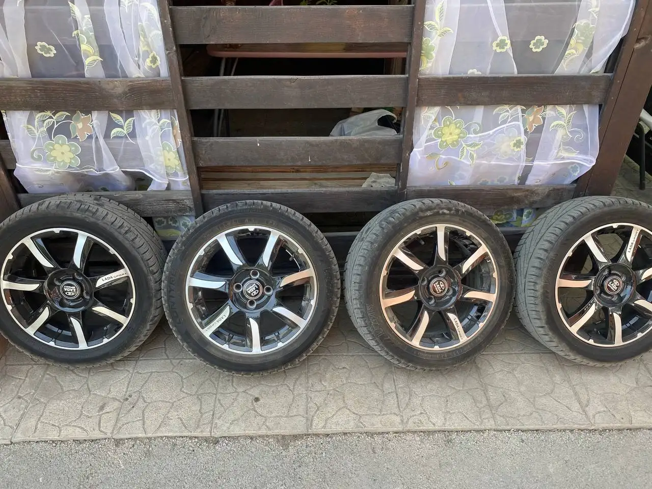 Пружины и резина 195/50/15 - Запчасти для авто (Авто) в Орск