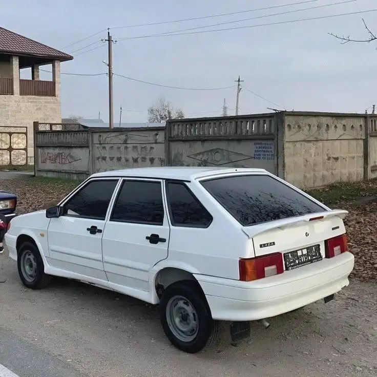 Куплю ВАЗ 2114 в белом цвете - Легковые автомобили (Авто) в Орск