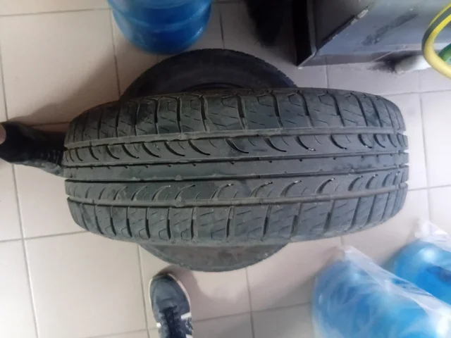 Продам 2 баллона R14 175/65 - Статусы для авто в Орск