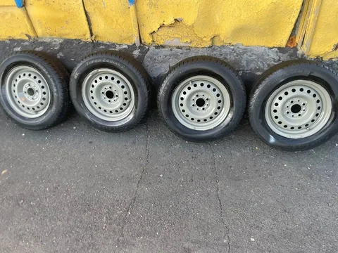 Продам комплект колёс R13 175/70 - Автоаксессуары в Орск