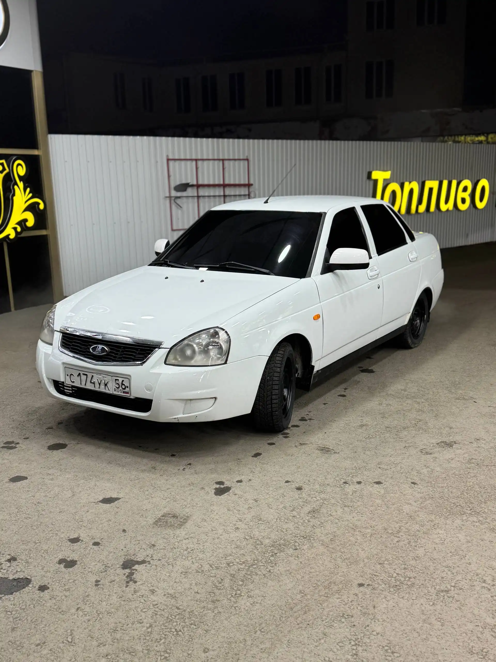 Продам приору на 16кл двигателе 2011 г