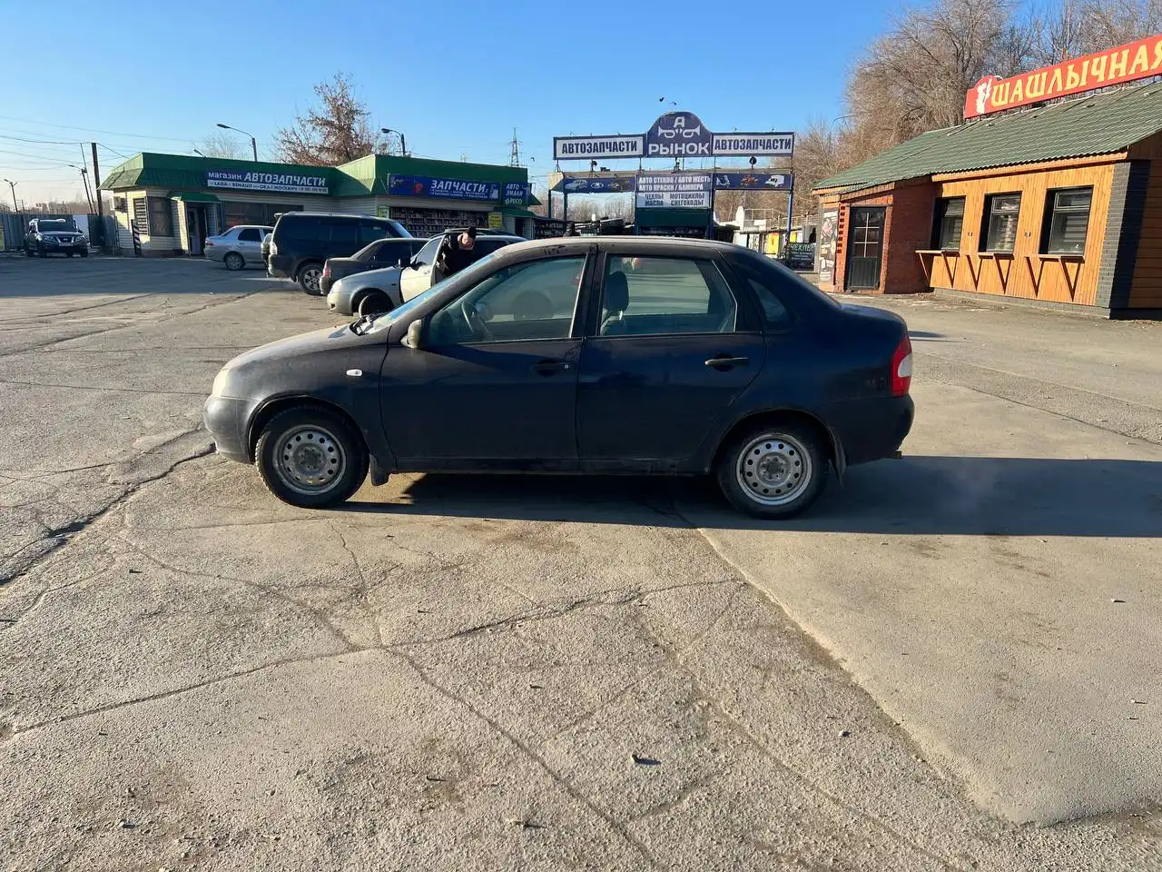 Продам дедушкину Ладу Калину 2009 года