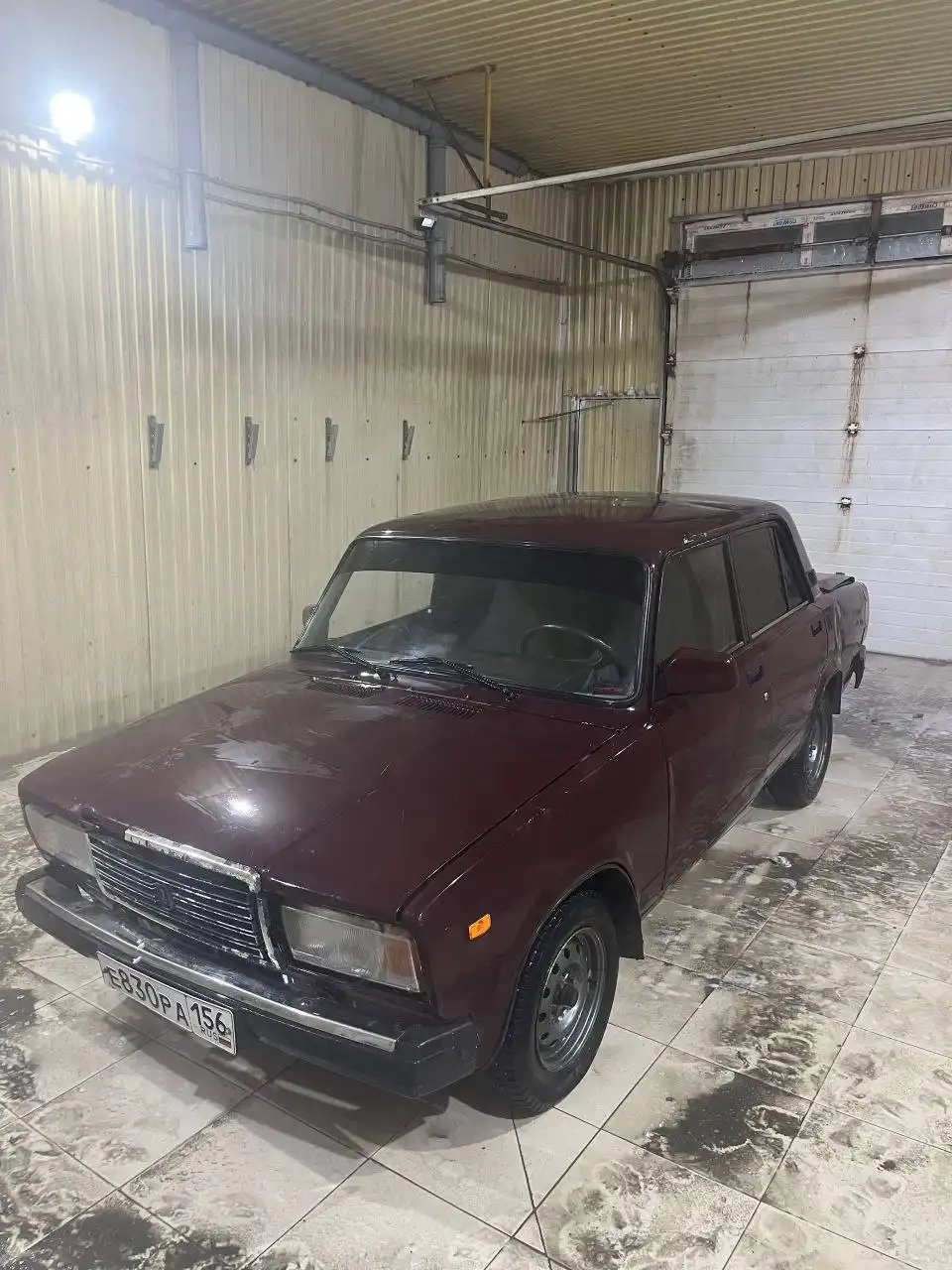 Продам рабочую машину 2007 года инжектор