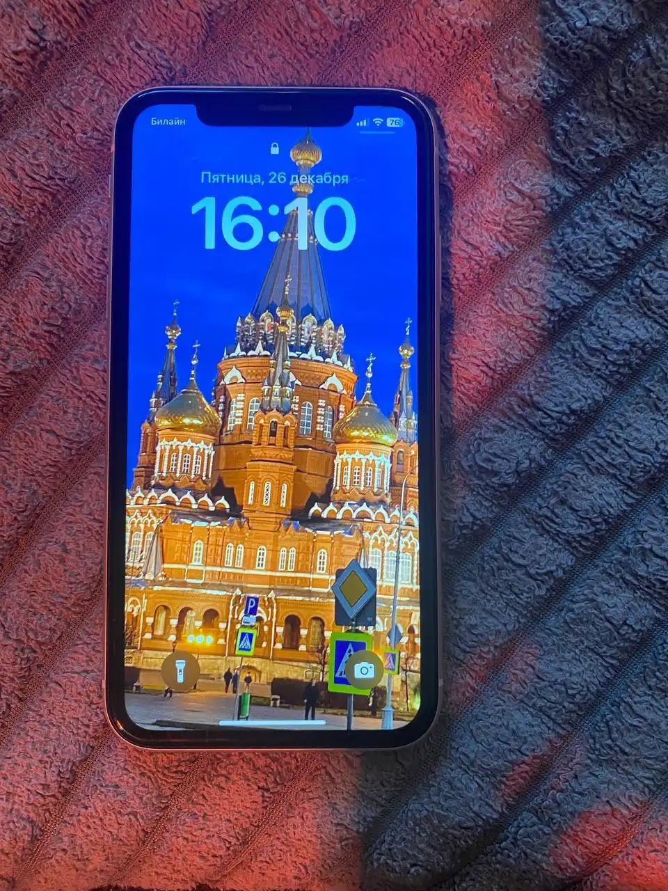 Продам Айфон 11 64 ГБ в отличном состоянии