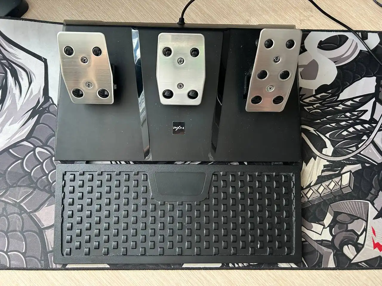 Продам игровой руль в идеальном состоянии