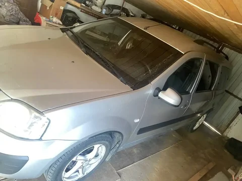 Продам Лада Ларгус 7 мест с двигателем Рено - Авто в Орск