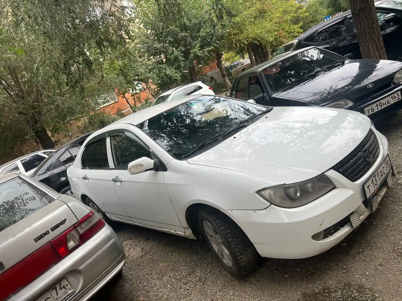 Продажа автомобиля 2013 года для салона