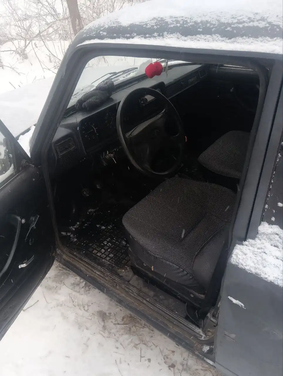 Продажа автомобиля 2007 года инжектор на ходу