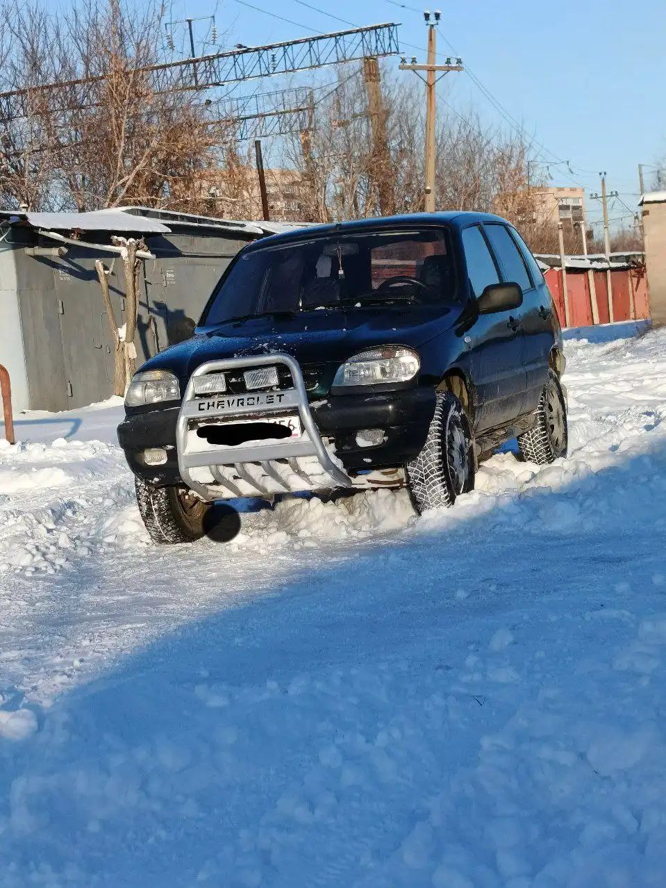 Кенгурятник, мафон и подиумы для Шнивы - Запчасти в Орск