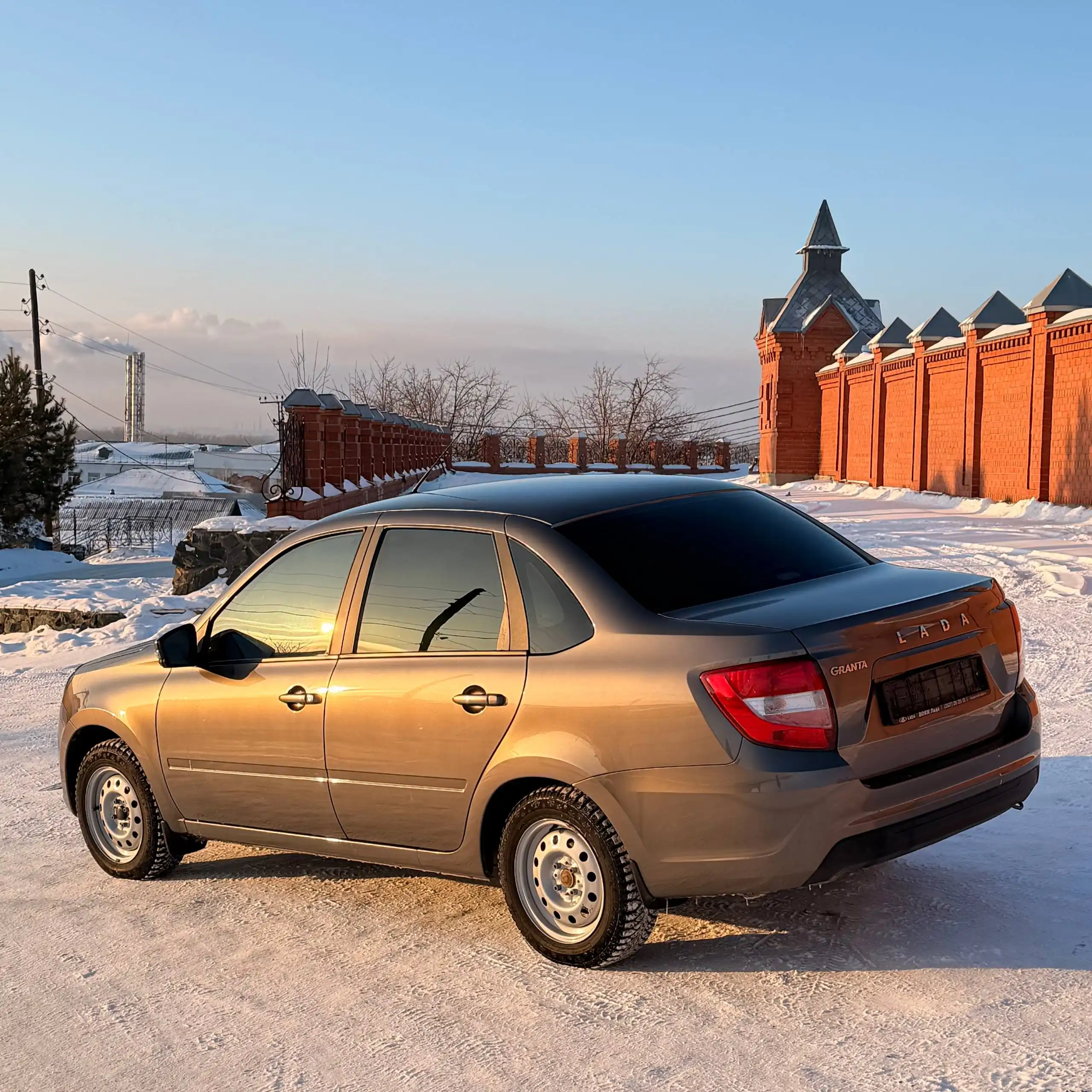 Продам автомобиль с пробегом 16 тыс. км, 2024 года выпуска - Авто в Орск