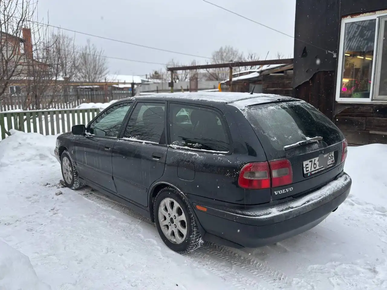 Volvo v40 1997 года - Авто в Орск