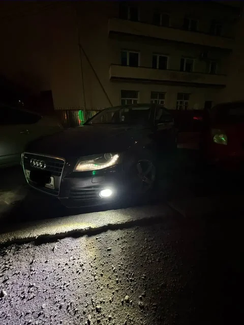 Продам Ауди А4 B8 2008 года 2.0 дизель вариатор - Авто в Калининград