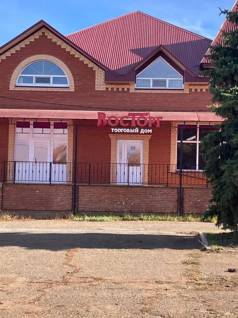Продажа здания в Грачевке для ведения бизнеса - Недвижимость в Грачевка