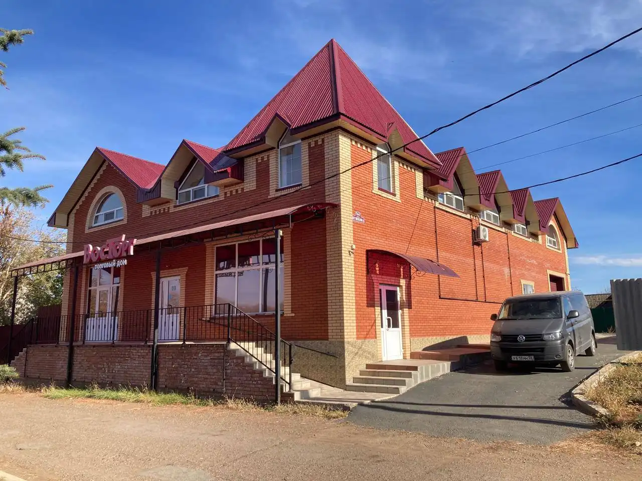 Продажа здания в Грачевке для ведения бизнеса - Коммерческая недвижимость (Недвижимость) в Грачевка