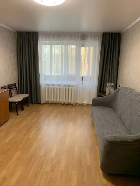 Сдам на длительный срок, ул. Чкалова - Дачи в Оренбург