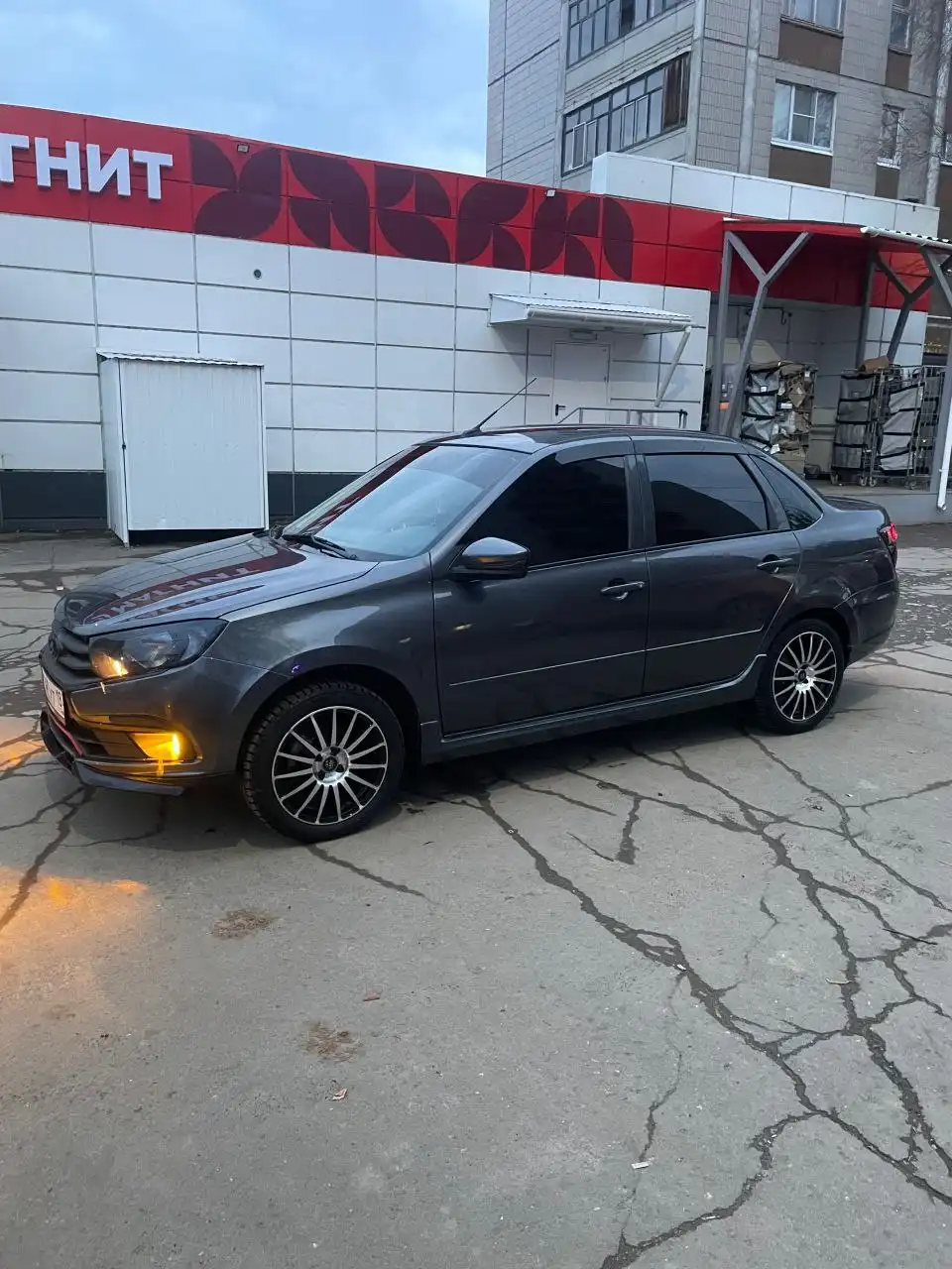 Продам Ладу Гранту 2024 года - Авто в Ижевск