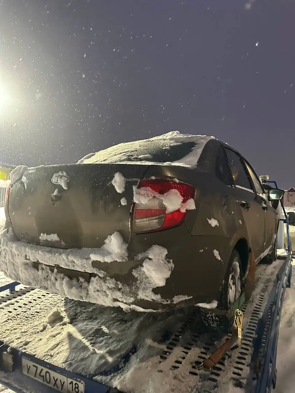 Lada Granta 2015 г.в., битая, на ходу - Легковые автомобили (Авто) в Ижевск