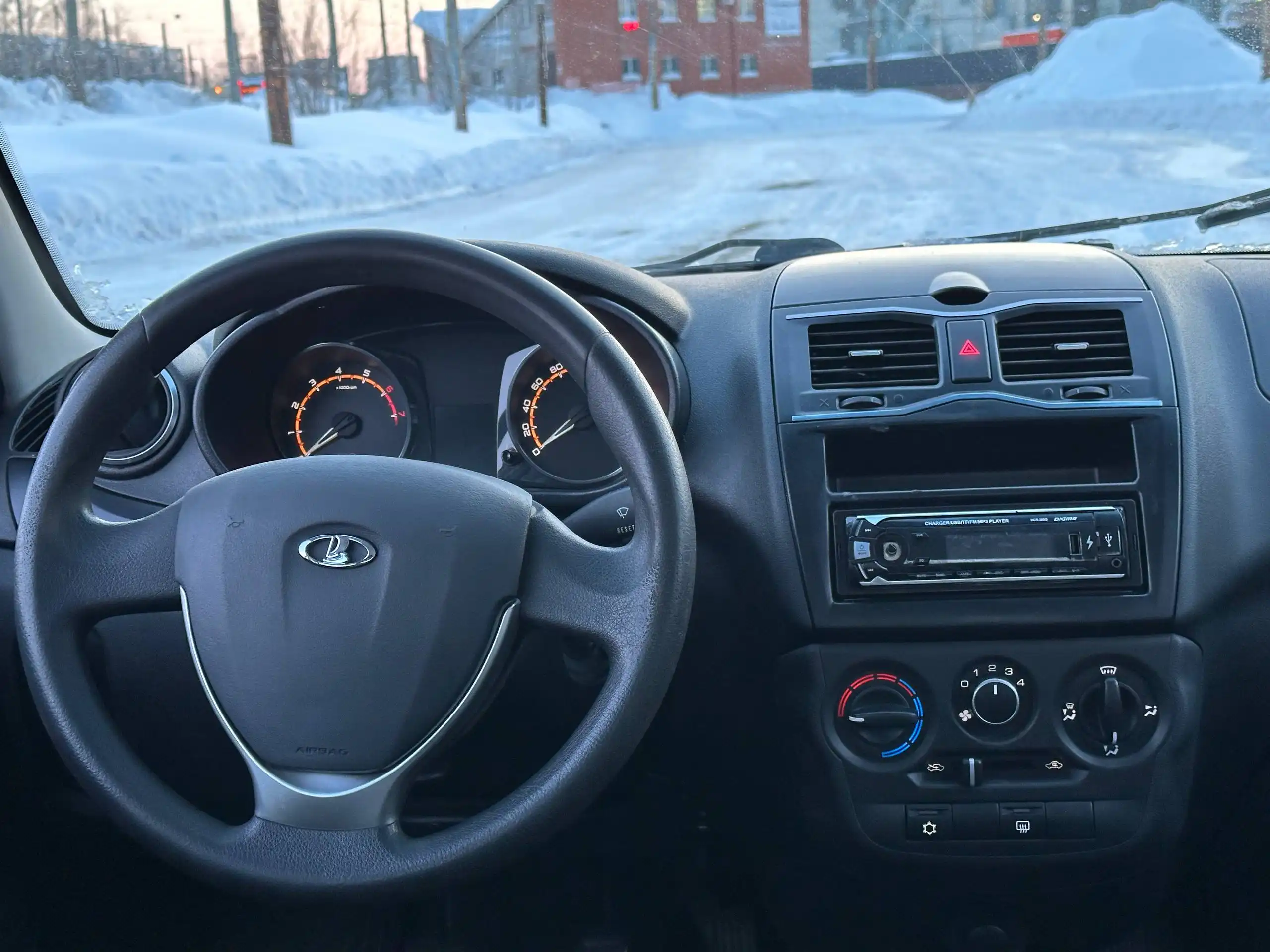 Lada Granta FL 2022 года в хорошем состоянии - Легковые автомобили (Авто) в Ижевск