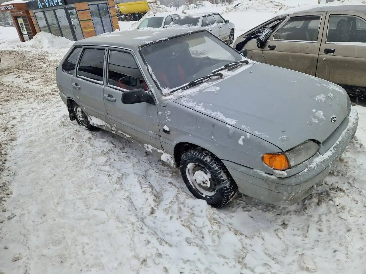 Продажа автомобилей Mercedes Benz W124, ВАЗ 2113, ВАЗ 2114 - Легковые автомобили (Авто) в Ижевск