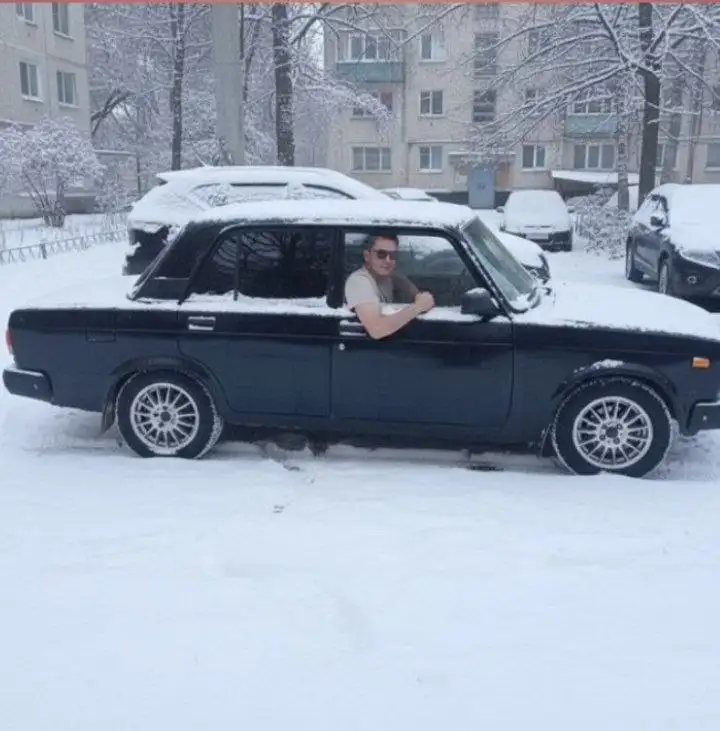 Автомобиль 2010 года с инжектором и аудиосистемой - Авто в Ижевск