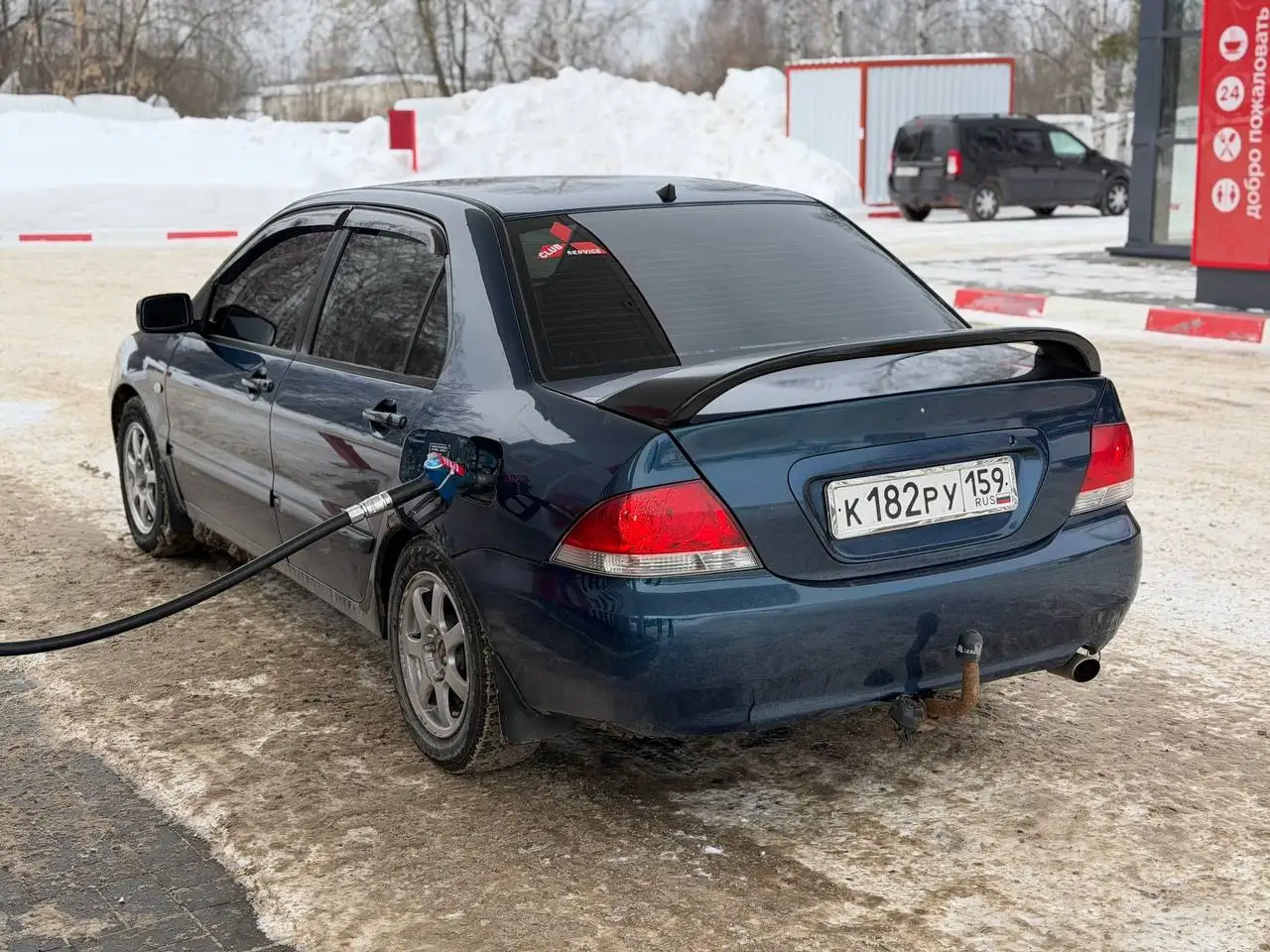 Продажа автомобиля Toyota Land Cruiser 200 - Внедорожники (Авто) в Ижевск