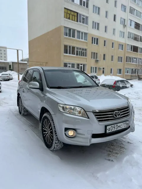 Toyota RAV4 2011 года - Внедорожники и кроссоверы в Ижевск