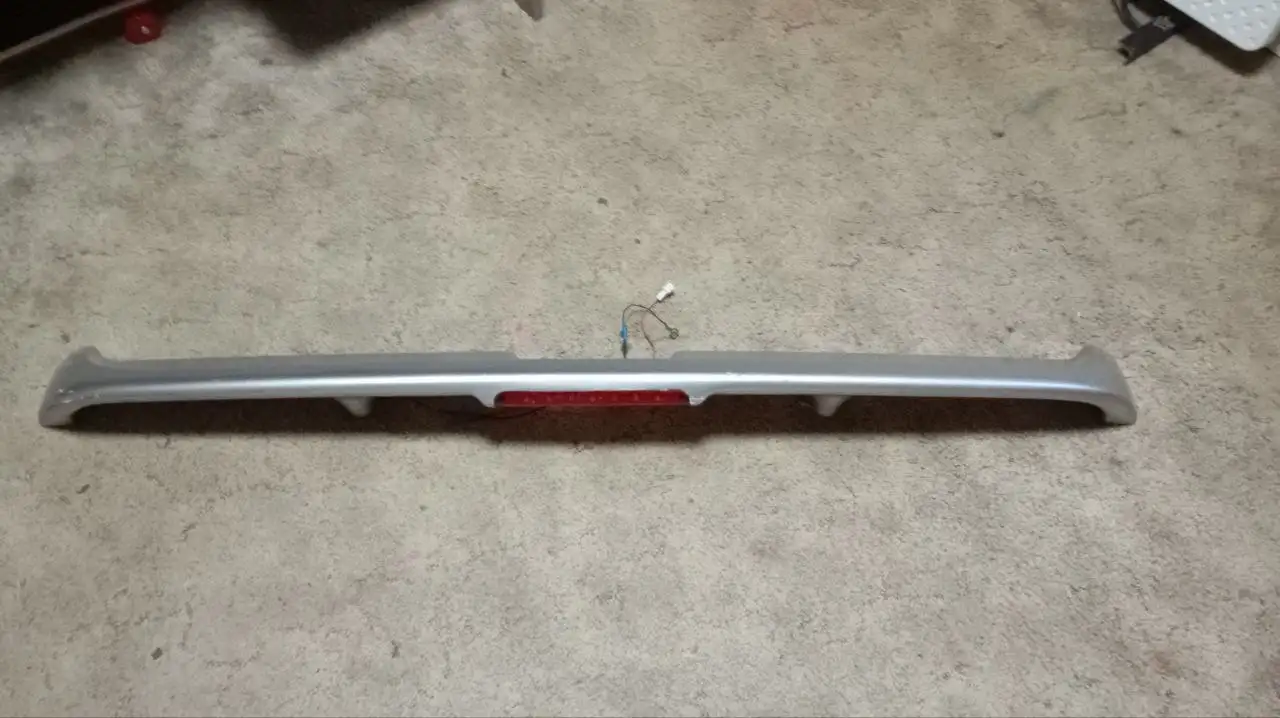 Продам спойлер на ВАЗ 2114 в цвет - Кузовные детали (Запчасти) в Ижевск