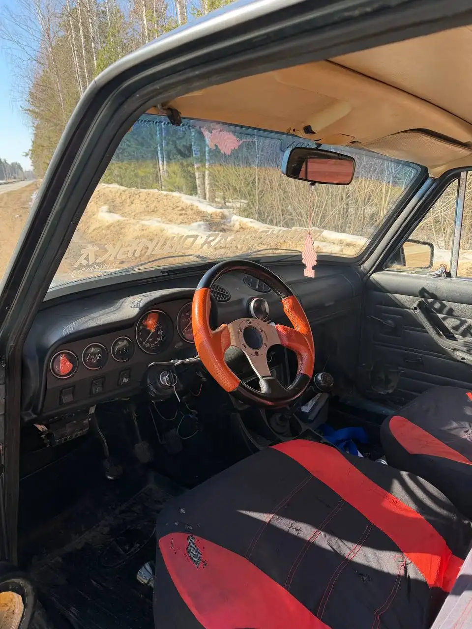 Автомобиль УАЗ, полный ход, слабые тормоза, из доков ПТС - УАЗ (Авто) в Ижевск