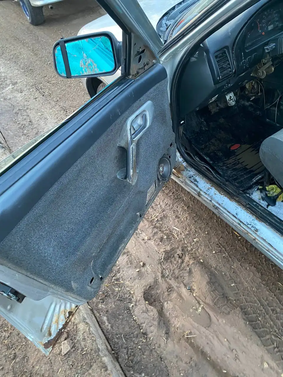 Продам ВАЗ 2110 с повреждениями - Легковые автомобили (Авто) в Ижевск