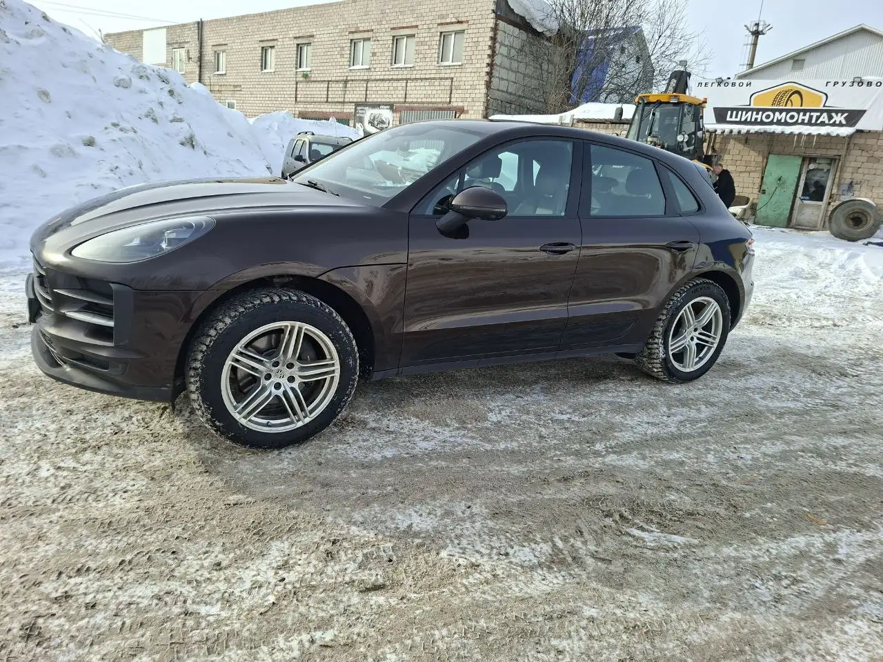 Продам Porsche Macan 2021 года - Легковые автомобили (Авто) в Ижевск