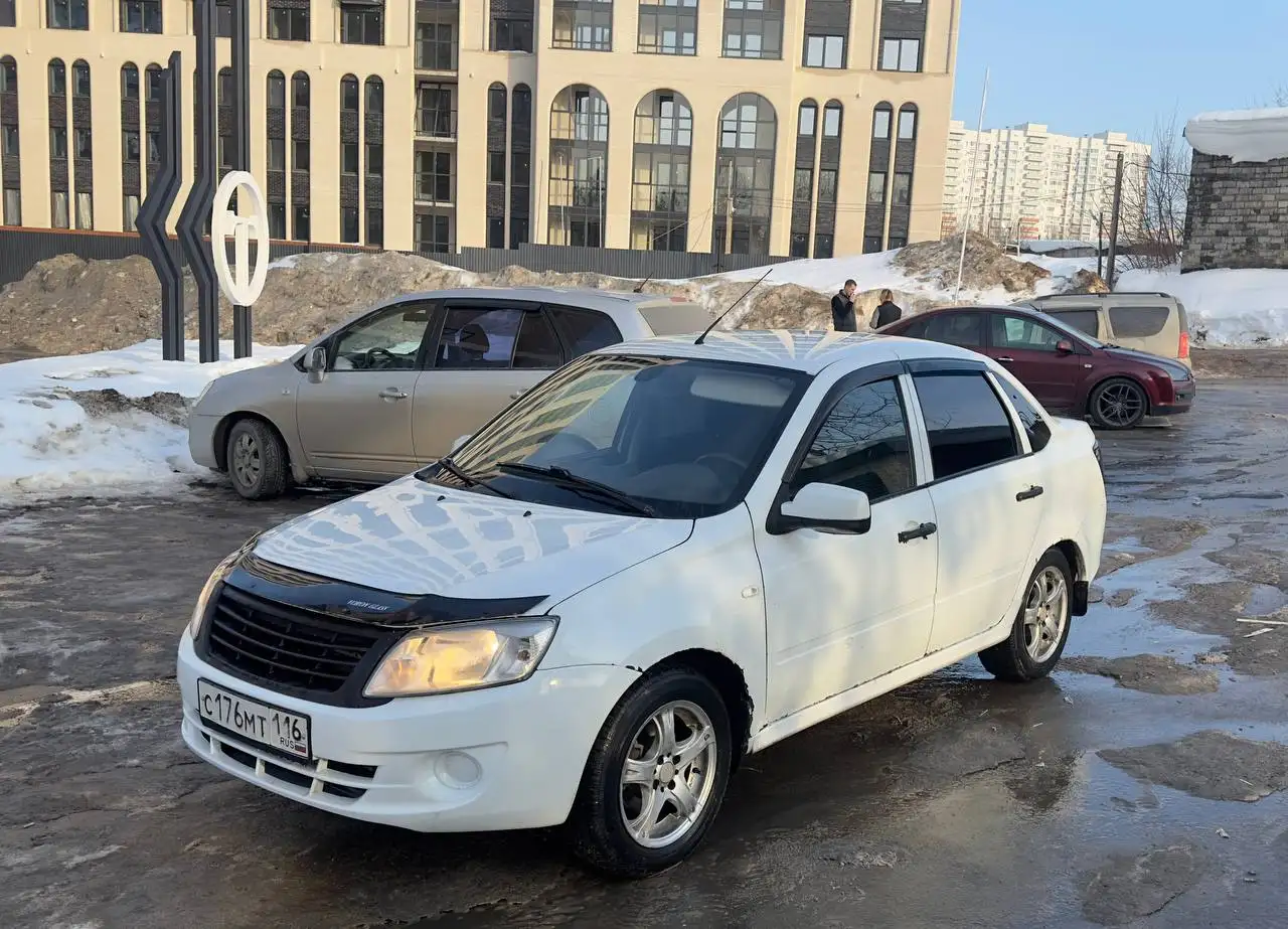 Lada Granta 2013 автомат, 3 собственника - Легковые автомобили (Авто) в Ижевск