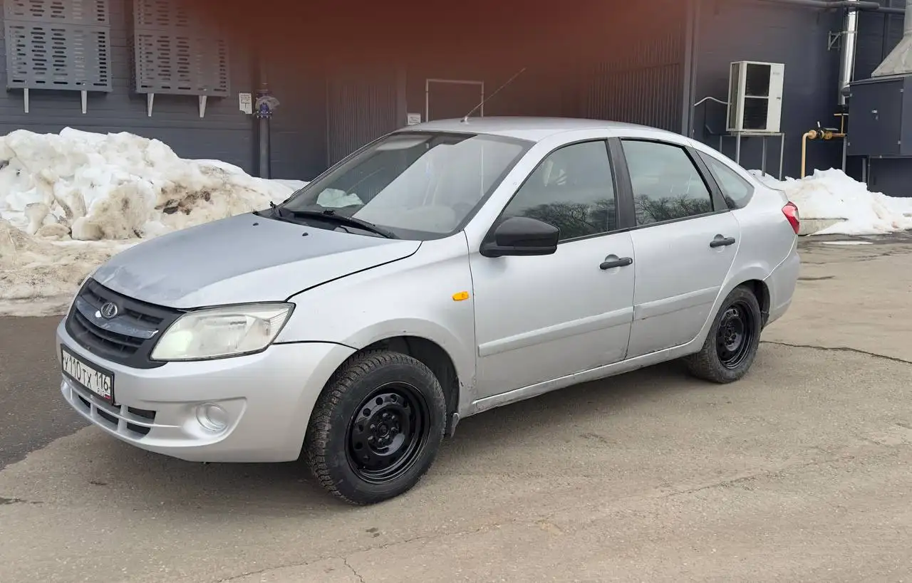 Лада Гранта 2015 года в хорошем состоянии - Авто в Ижевск