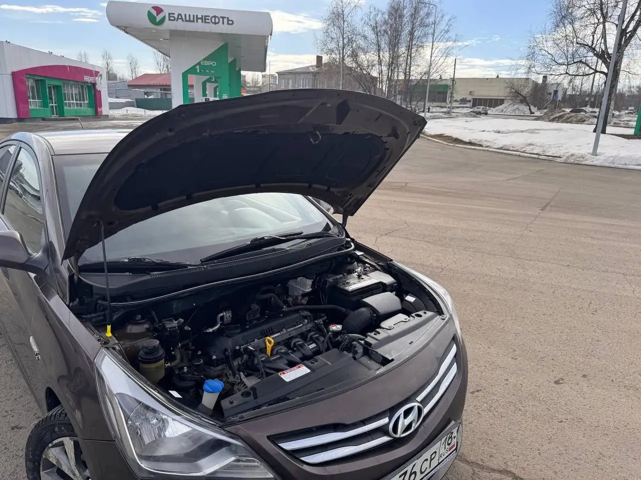 Продажа Hyundai Solaris 2016 года - Легковые автомобили (Авто) в Ижевск