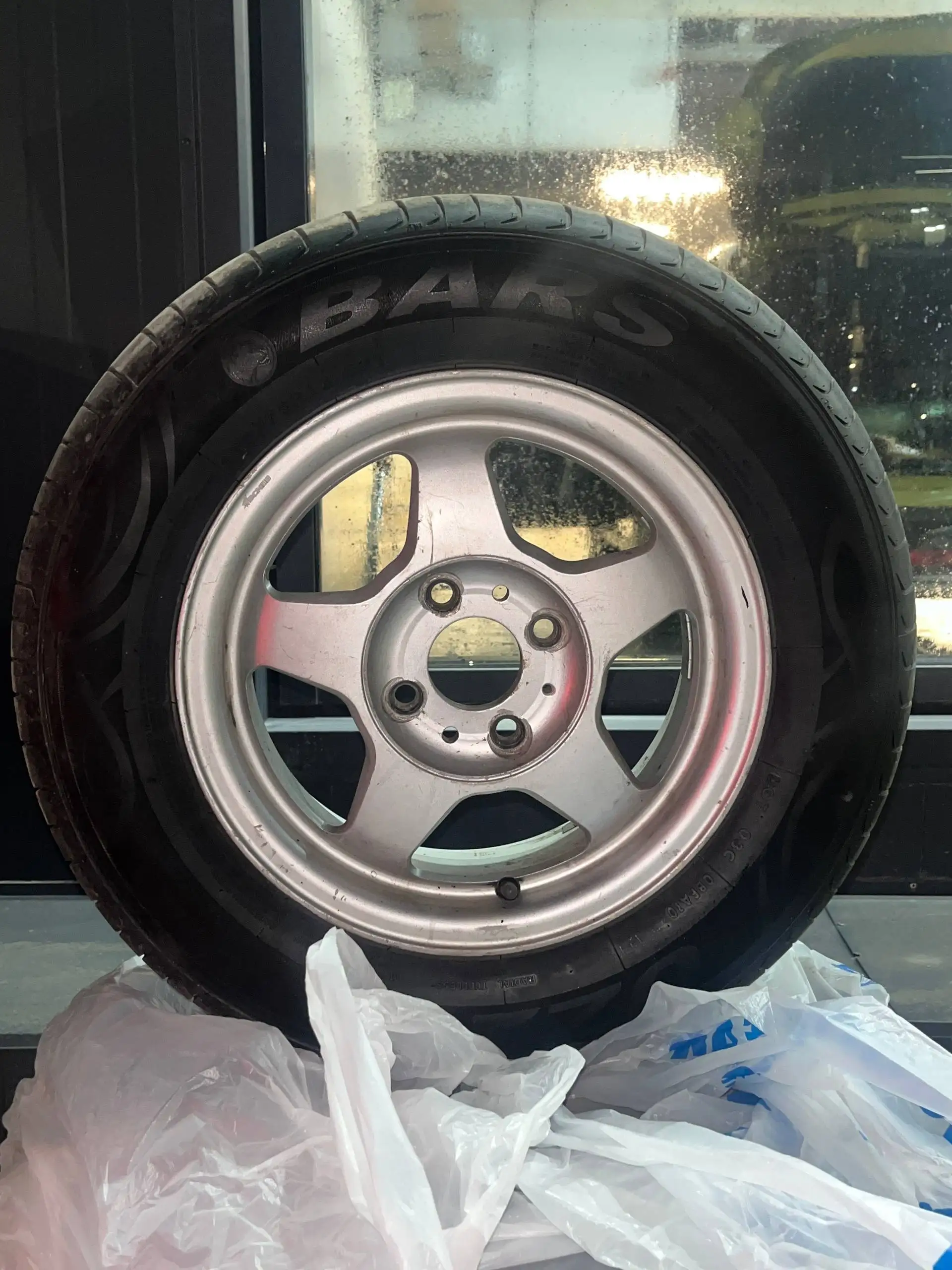 Продам комплект дисков ВСМПО звезда r13 на резине - Запчасти (Авто) в Ижевск