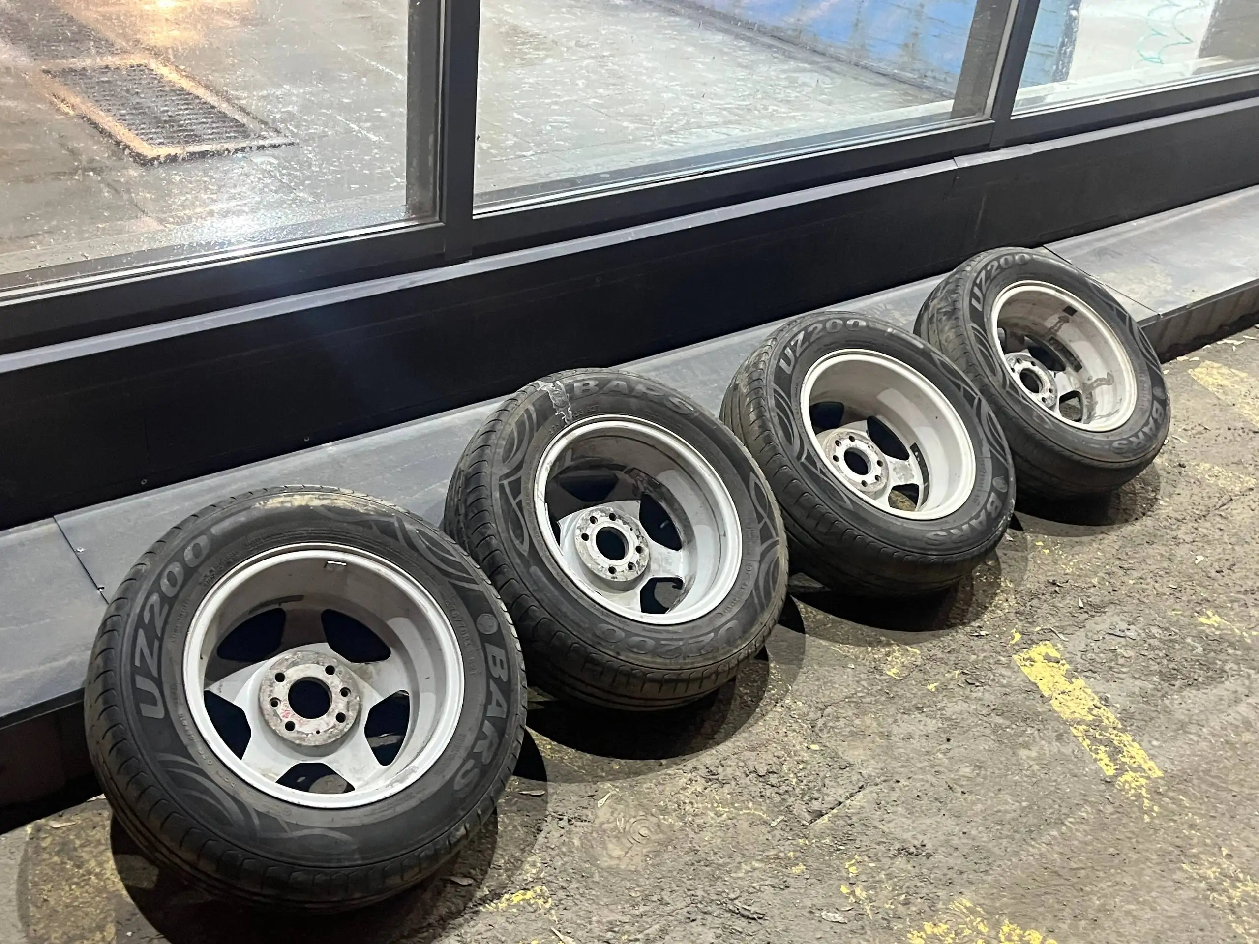 Продам комплект дисков ВСМПО звезда r13 на резине - Запчасти (Авто) в Ижевск