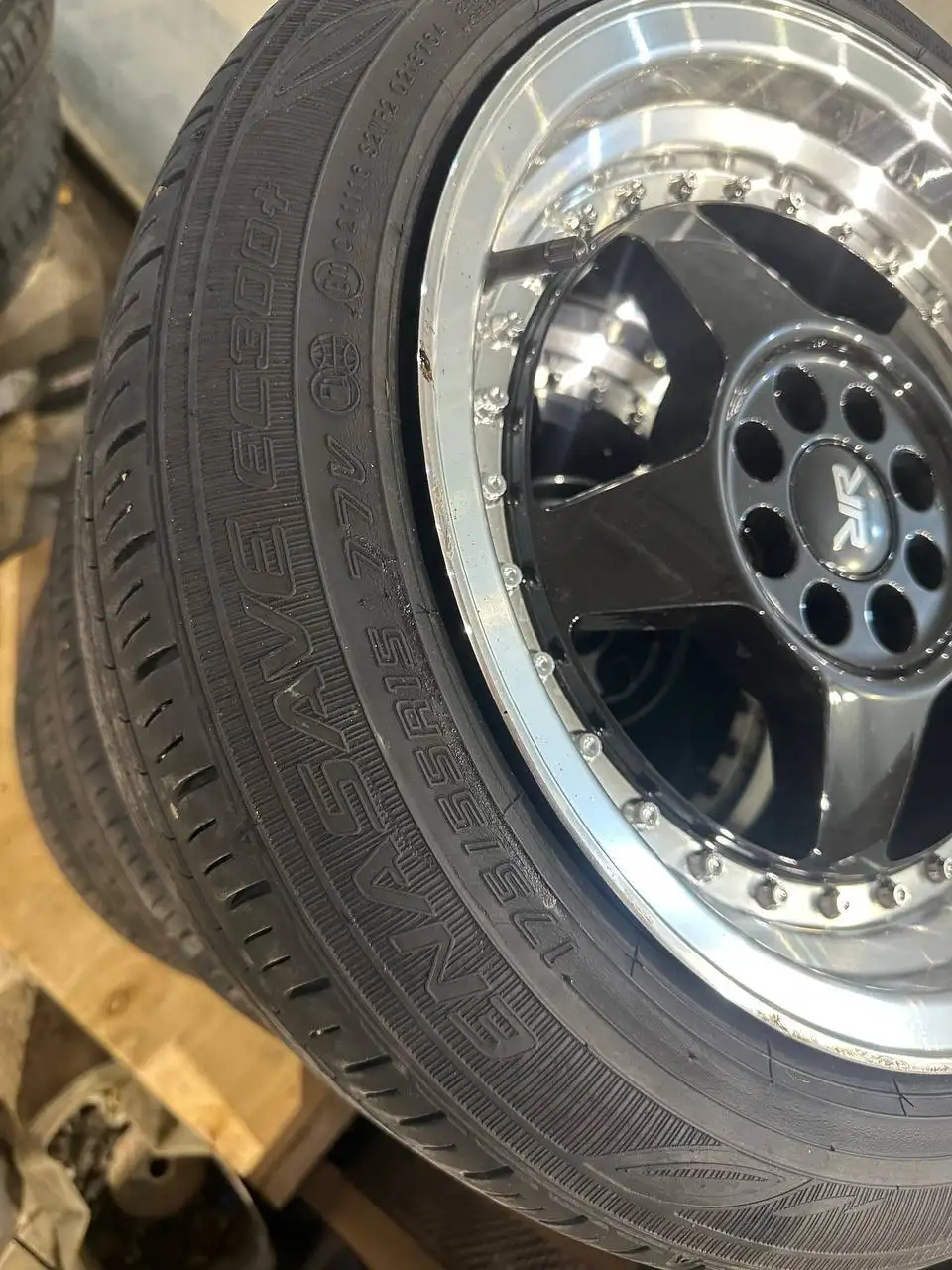 Продам комплект дисков R15 4/98 - Шины и диски (Авто) в Ижевск