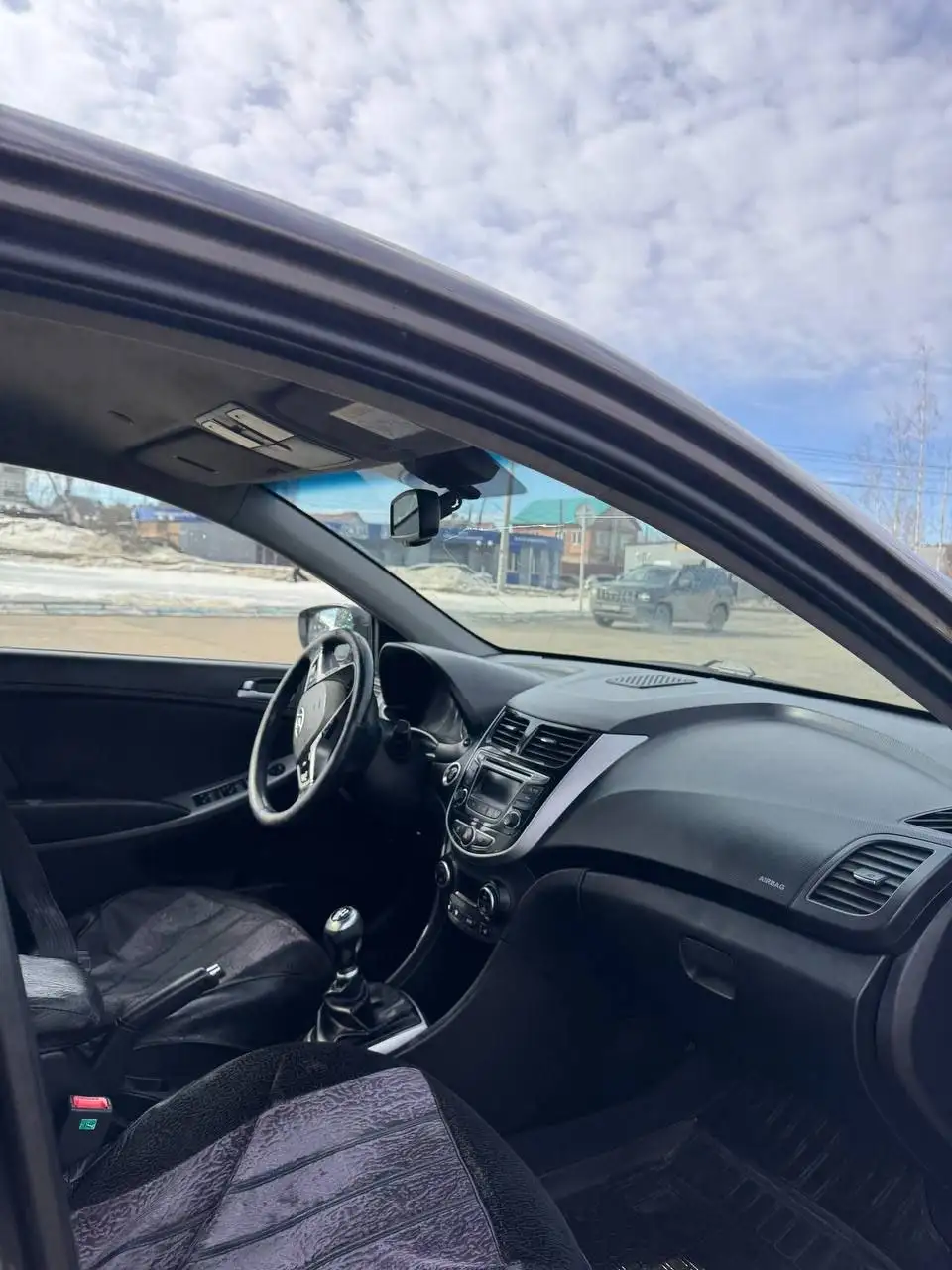 Продажа Hyundai Solaris 1.6 123 л.с. - Авто в Ижевск