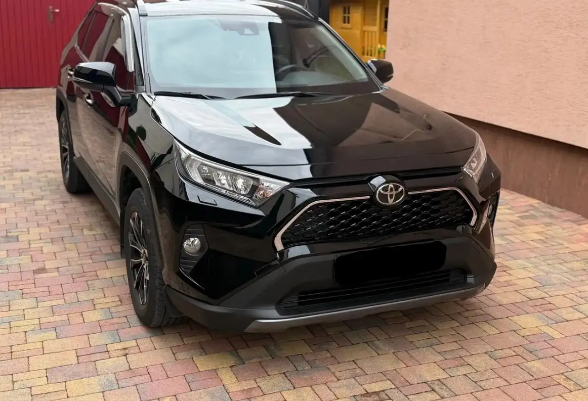 Toyota RAV4 2020 кроссовер - Легковые автомобили (Авто) в Ижевск