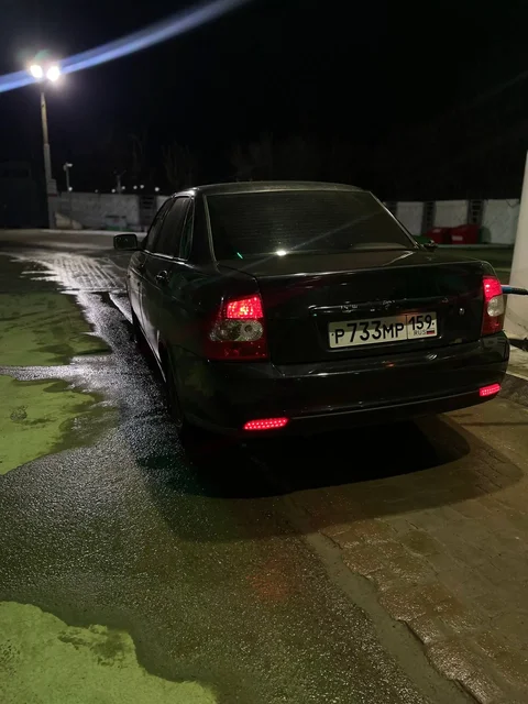 Продается черная Лада Приора седан - Авто в Ижевск