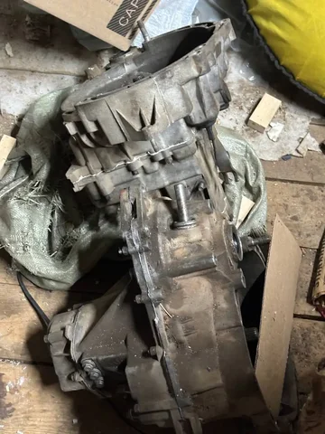 Продам свежее перебранные под 3 болтовый стратер - Стартеры в Можга