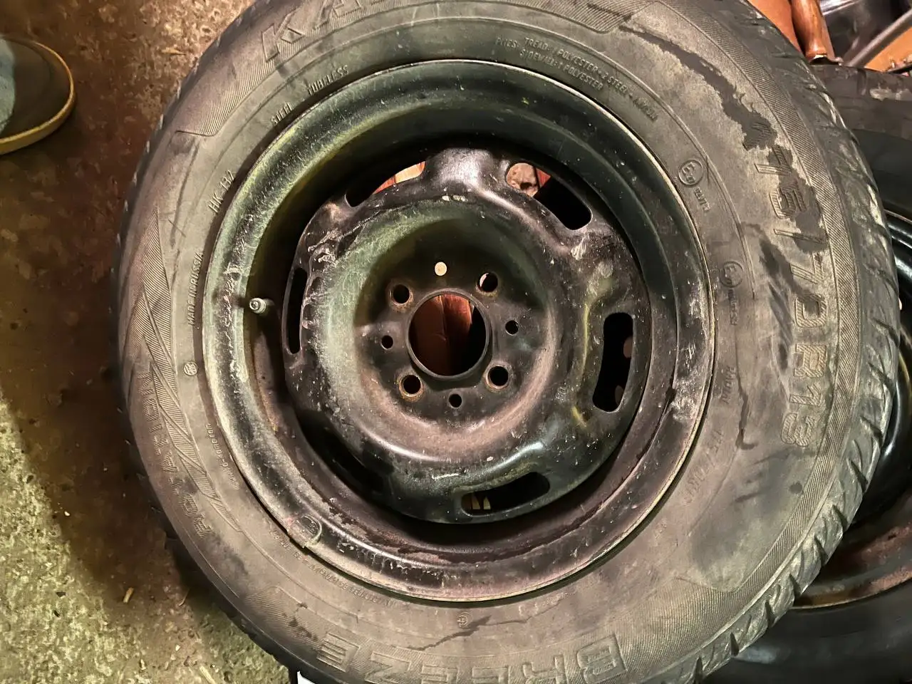 Продажа колес и баллонов - Запчасти (Авто) в Ижевск