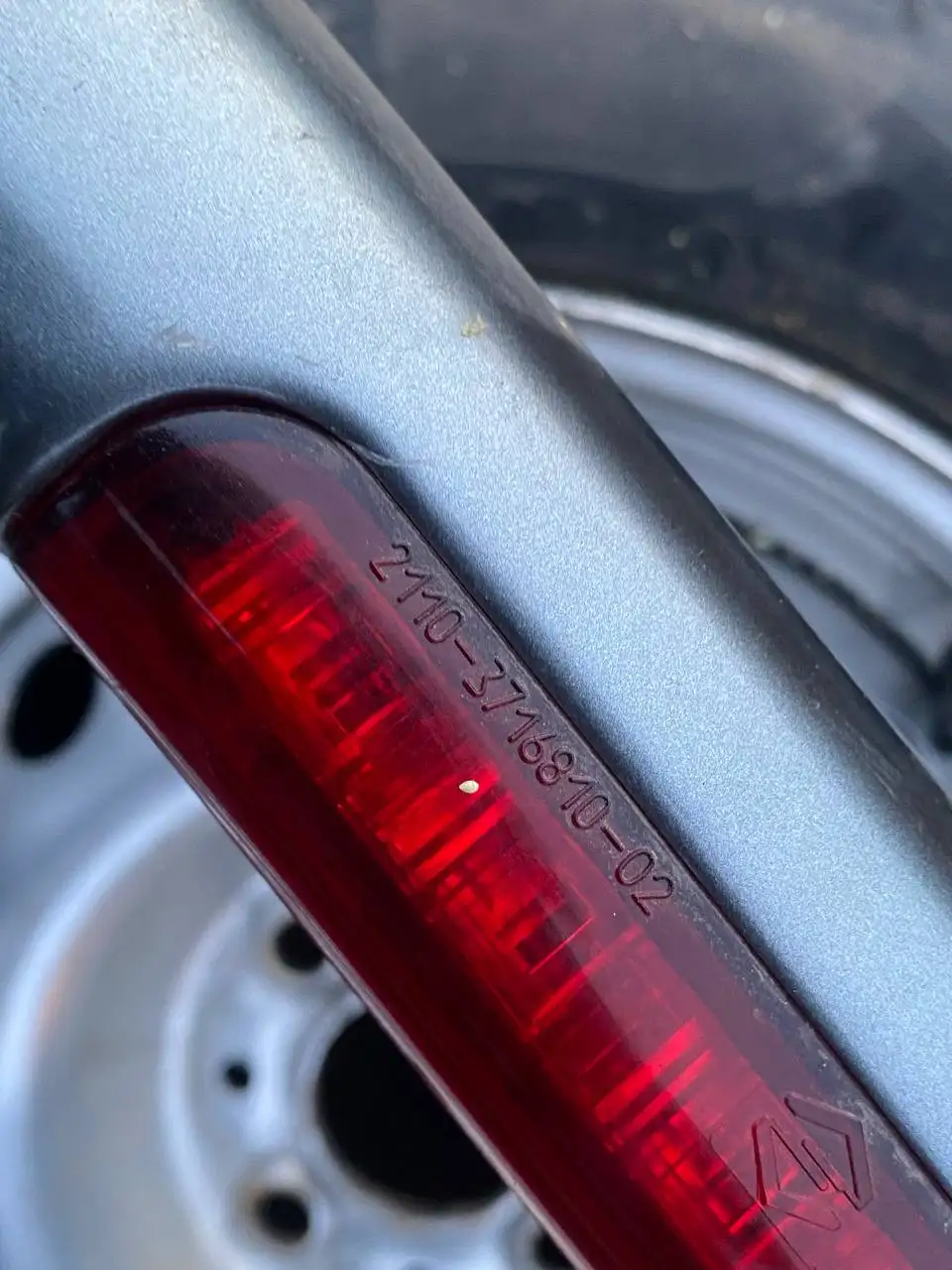 Спойлер 10,12 для автомобиля - Тюнинг и аксессуары (Авто) в Ижевск