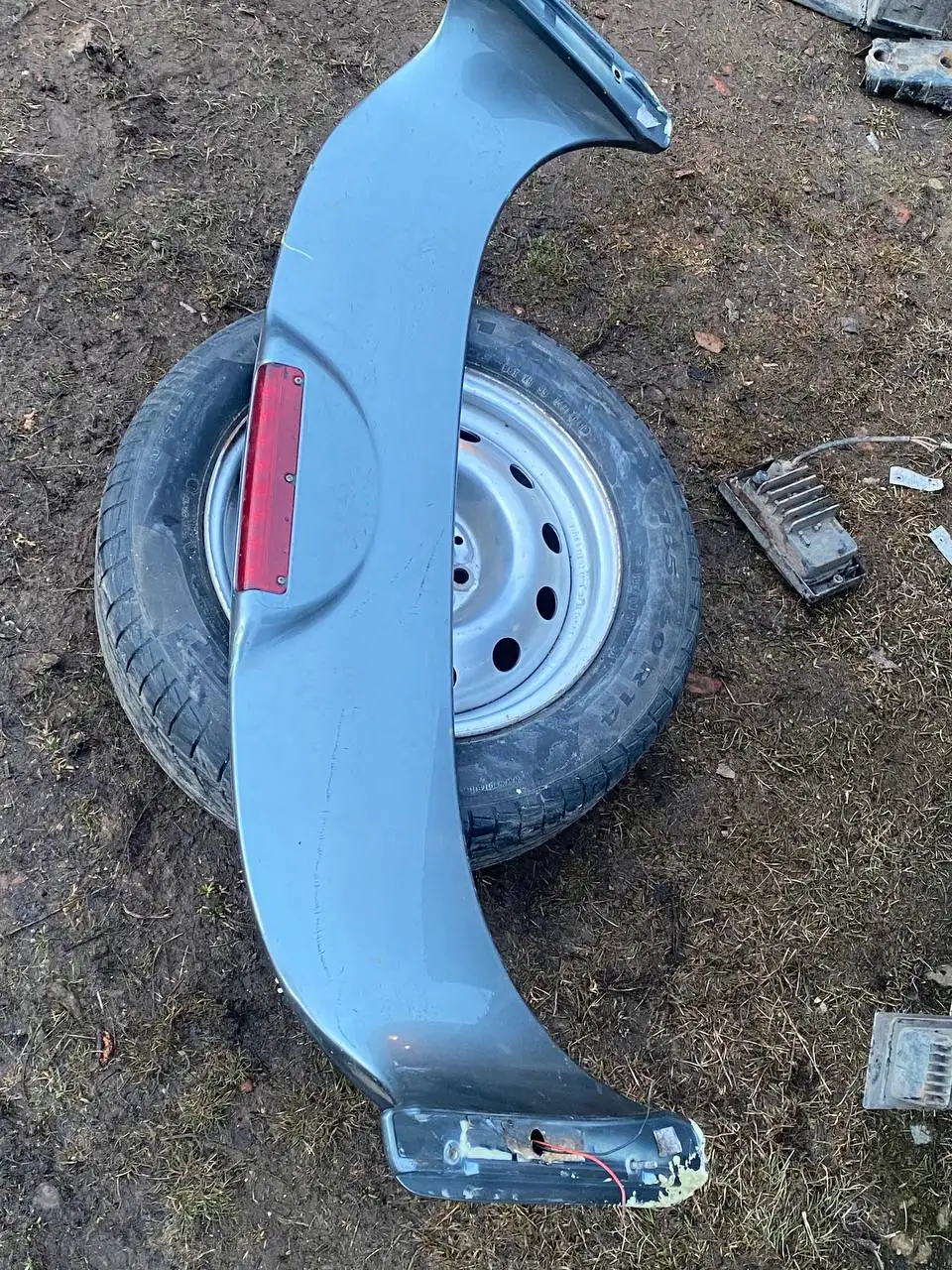 Спойлер 10,12 для автомобиля - Тюнинг и аксессуары (Авто) в Ижевск