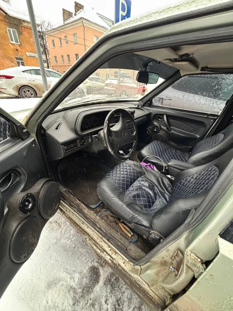 Продажа автомобиля ВАЗ 2115 2006 года с неисправностью - Колесные диски в Ижевск