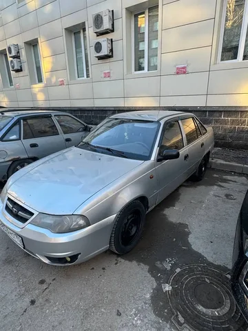 Продажа Daewoo Nexia 2010 года в хорошем состоянии - Колесные диски в Ижевск