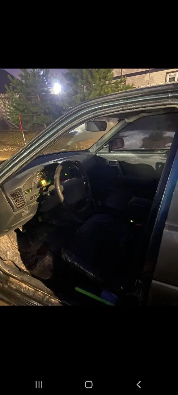 Продам прицеп 10 лет, требует внимания задние карманы и соединители - Прицепы (Авто) в Ижевск