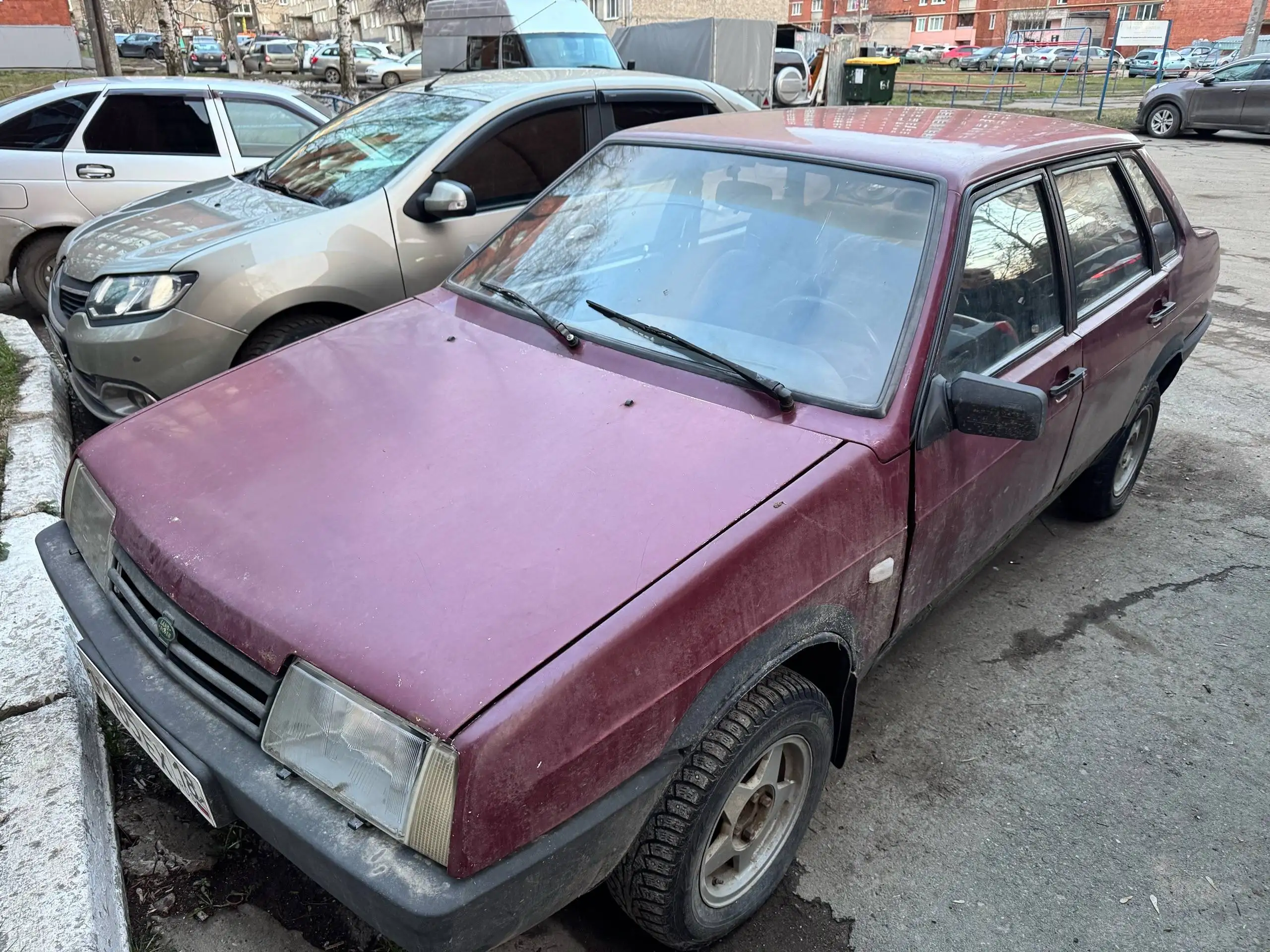 ВАЗ 2199 1996 года в хорошем состоянии - Легковые автомобили (Авто) в Ижевск